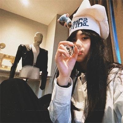 娜姐背后的男人